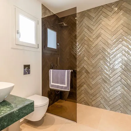 アパートホテル Aya Sofia